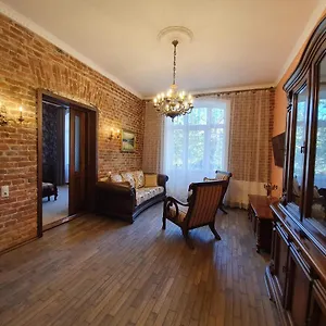 у шевальє. Apartament Lwów